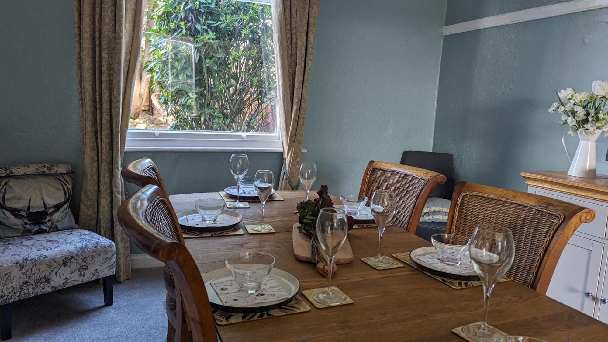 Spacious Home, By Headingley Stadium, Lgi, Leeds Arena, And The University Of Leeds Ngoại thất bức ảnh